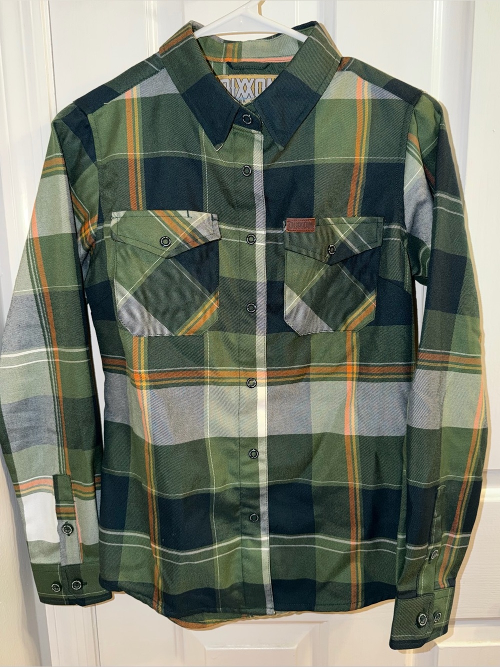DIXXON "The Adventurist"  Women’s Green Plaid Flannel Size Small
